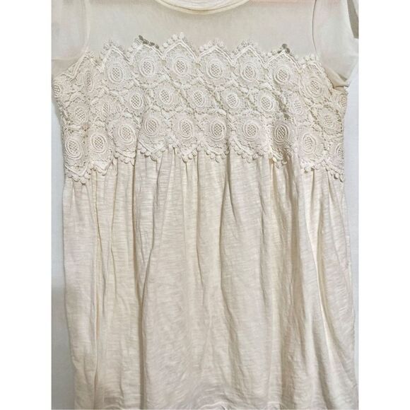 Jessica Simpson maternity top - Picture 2 of 6